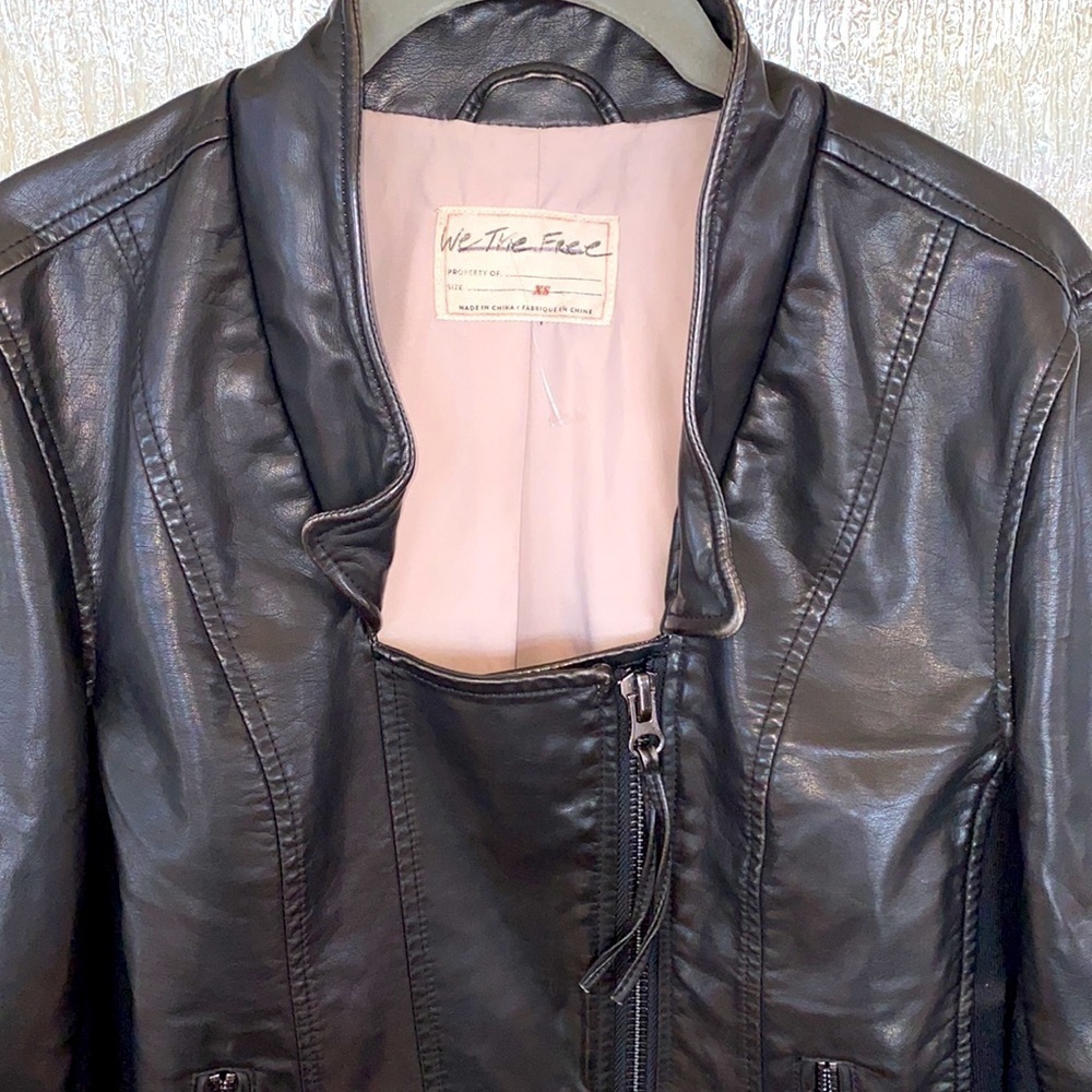 Free People black moto jacket in size XS NWOT. - Picture 4 of 8